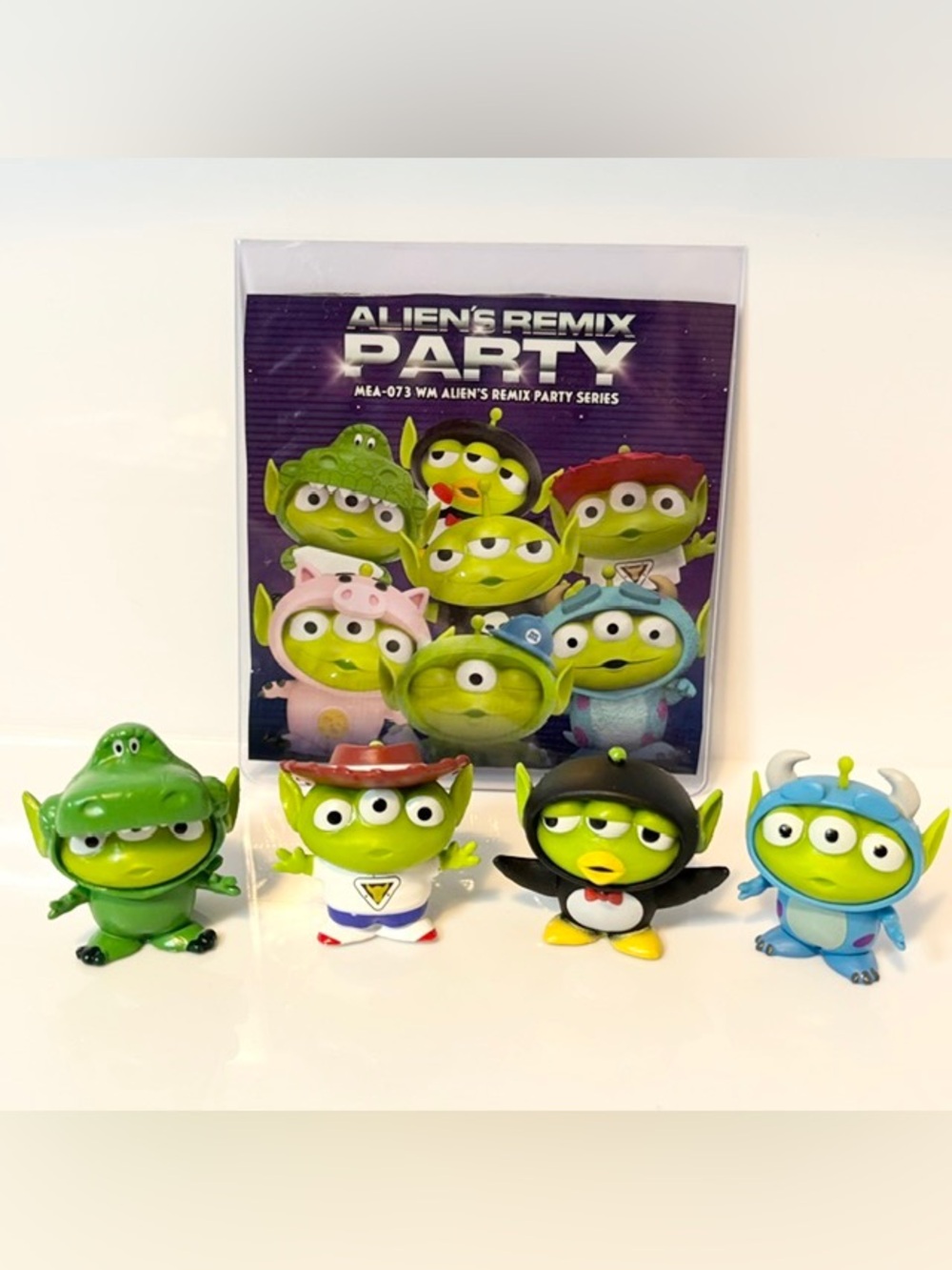 Toy Story Alien's Remix Party Lot